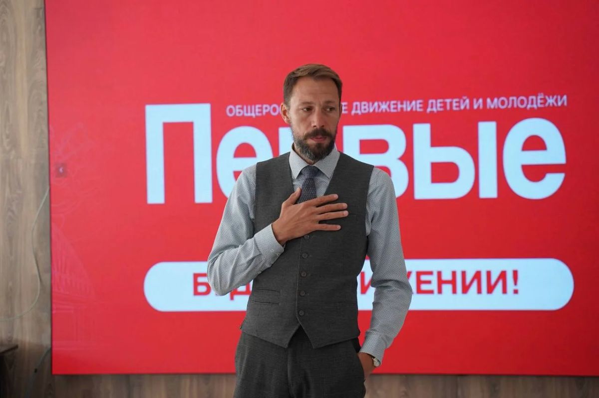 Пробуем себя на сцене вместе со «Школьной классикой»!