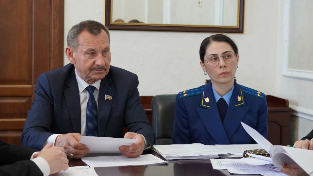 Комитет по науке и образованию рассмотрел законопроекты, касающиеся Комиссий по делам несовершеннолетних Комитет по науке и образованию рассмотрел законопроекты, касающиеся Комиссий по делам несовершеннолетних