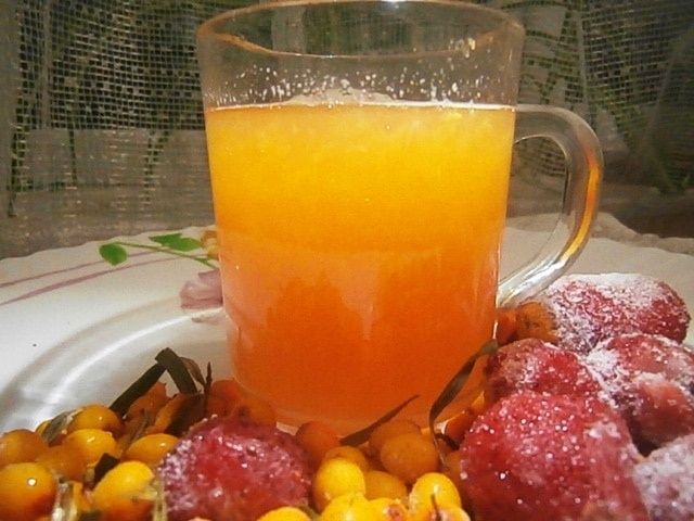 Облепихово-клубничный морс «Осенняя прелесть»