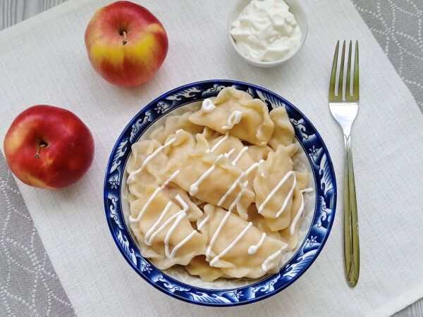 Нежные вареники с яблоками: секреты вкусного ужина